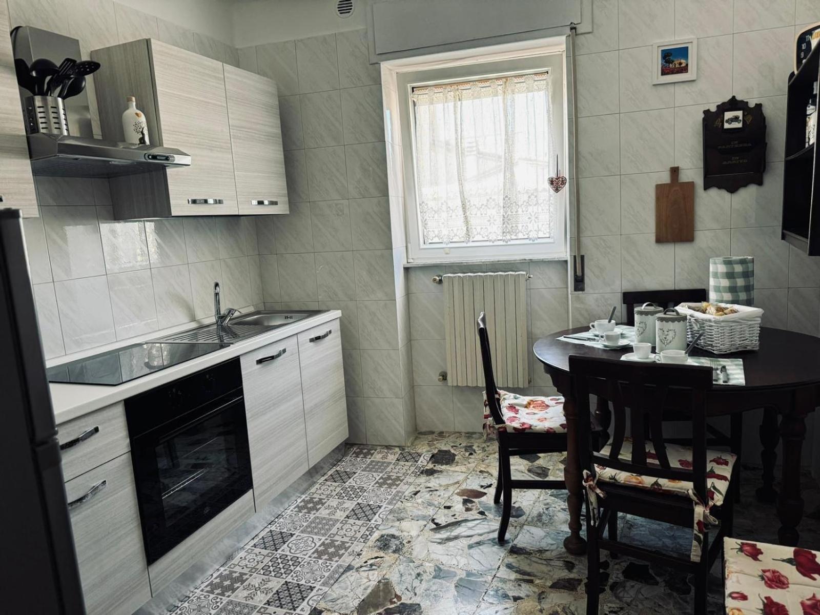 Appartement Ely House à Monte SantʼAngelo Extérieur photo