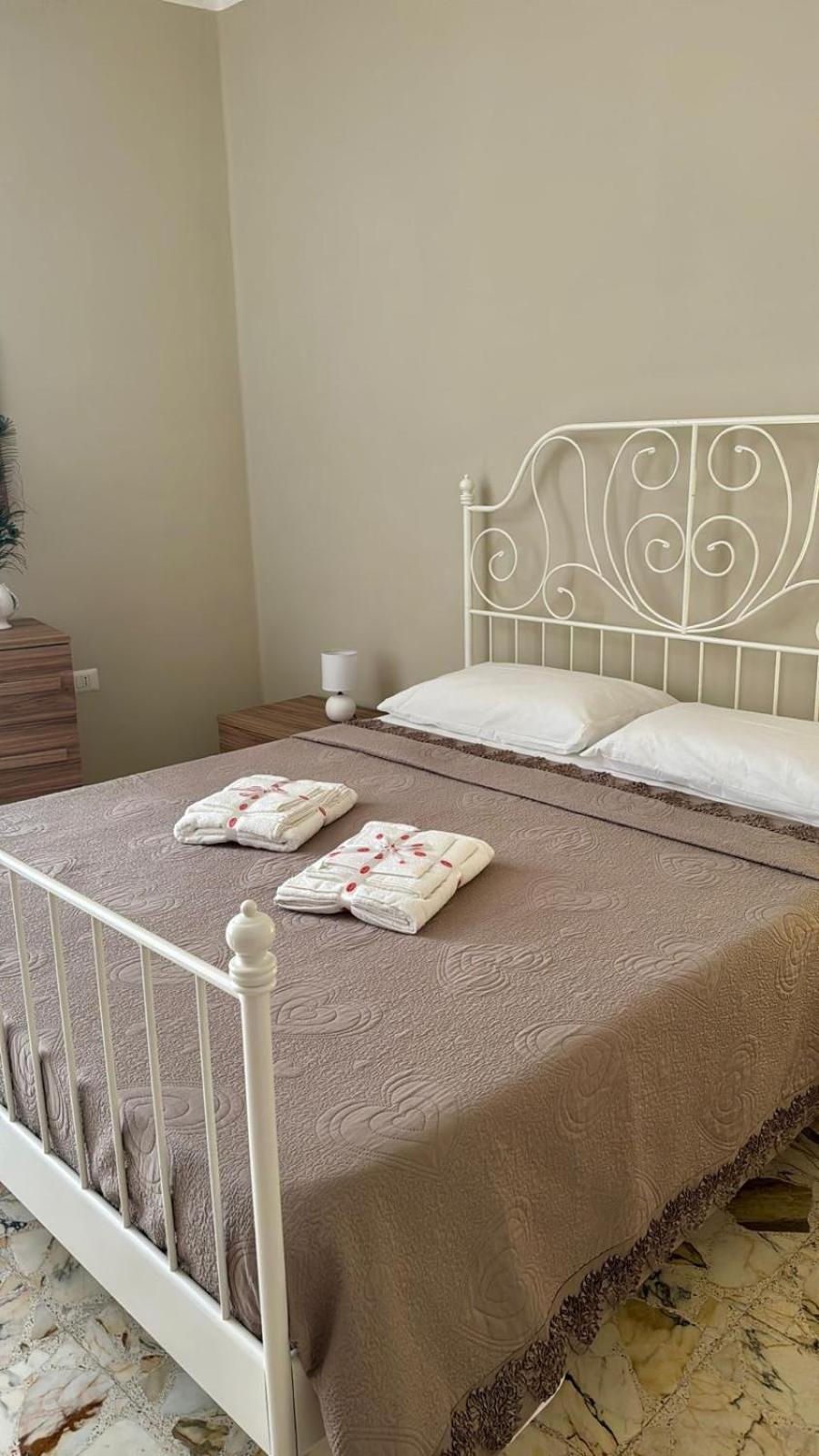 Appartement Ely House à Monte SantʼAngelo Extérieur photo